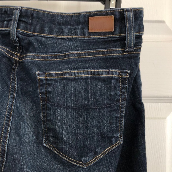 PAIGE Skyline Boot Jeans Size 28 (petite fit) - Picture 3 of 4